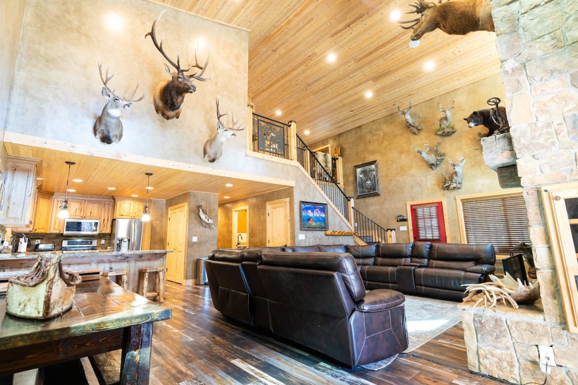 Trails End Lodge — view 4